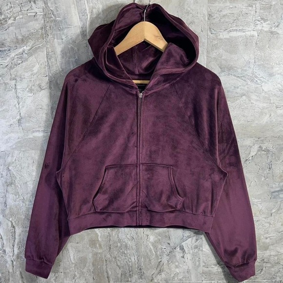 Victoria's Secret Tops - Victoria's Secret Velour Full Zip Hoodie  Purple Logo Cropped Size S #velvet